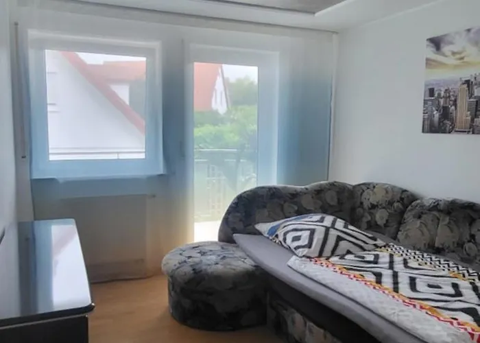 Attraktive 3 In Ruhiger Lage Lejlighed
