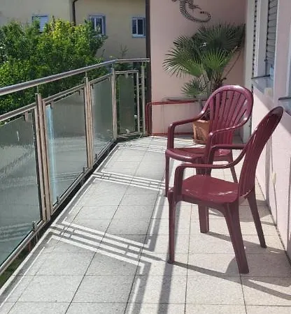 Apartment Attraktive 3 In Ruhiger Lage Ansbach