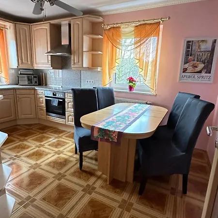 Attraktive 3 In Ruhiger Lage Apartment Ansbach